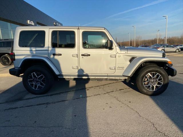 2024 Jeep Wrangler 4-Door Sahara 4x4