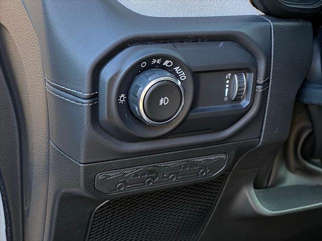 2024 Jeep Wrangler 4-Door Sahara 4x4