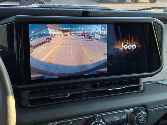 2024 Jeep Wrangler 4-Door Sahara 4x4