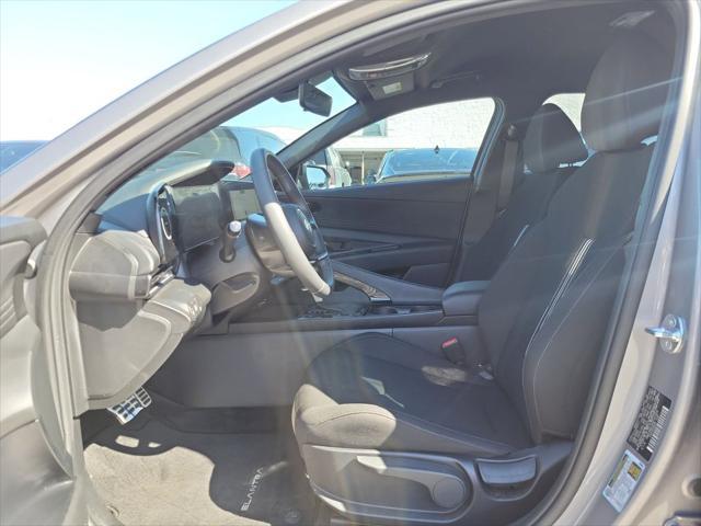 2025 Hyundai Elantra Hybrid SEL Sport