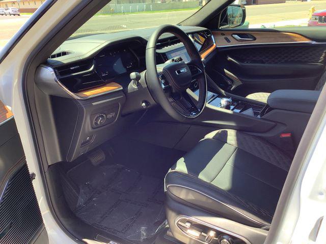 2026 Jeep Grand Cherokee Summit 4x4