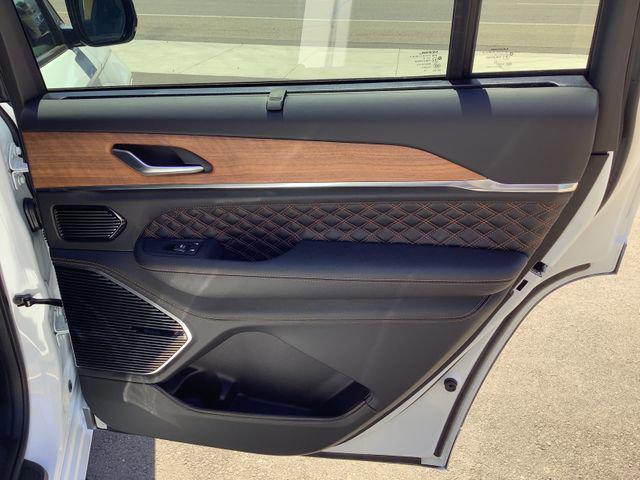 2026 Jeep Grand Cherokee Summit 4x4