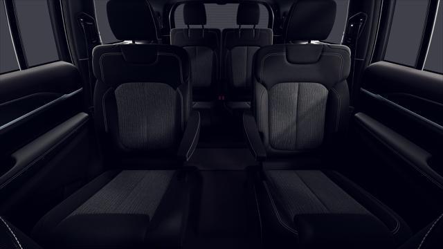 2026 Jeep Grand Cherokee GRAND CHEROKEE L LAREDO X 4X4