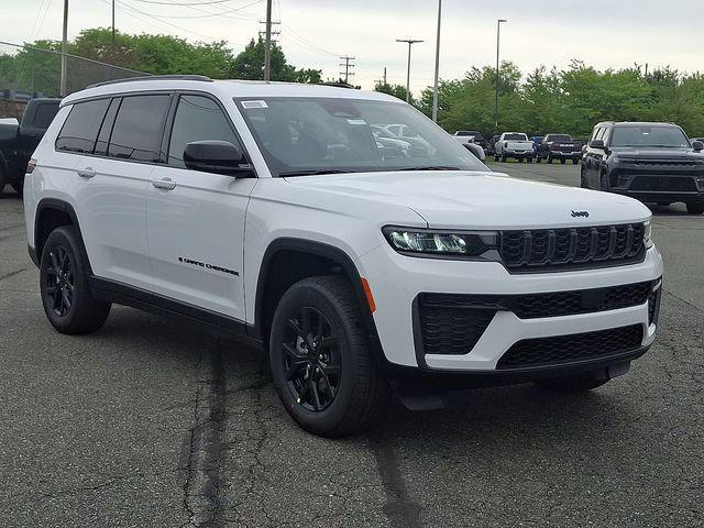 2026 Jeep Grand Cherokee L GRAND CHEROKEE L LAREDO ALTITUDE 4X4 2026 Jeep Grand Cherokee L GRAND CHEROKEE L LAREDO ALTITUDE 4X4