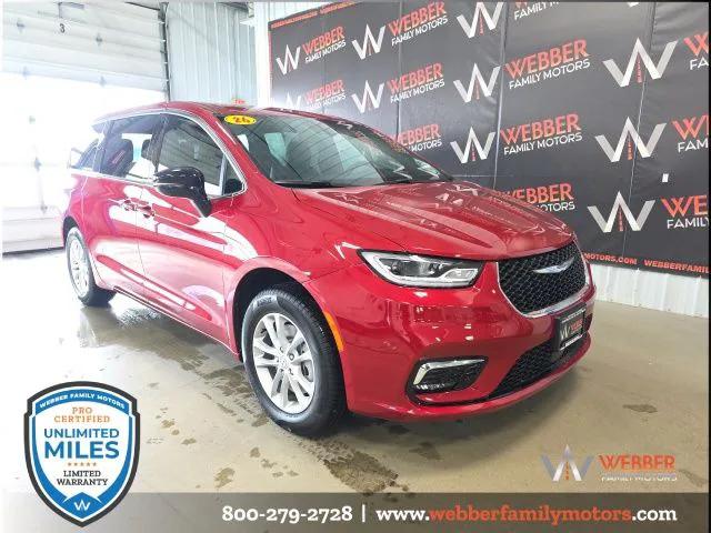 2026 Chrysler Pacifica PACIFICA SELECT AWD