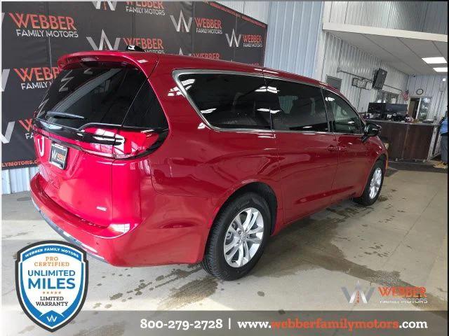 2026 Chrysler Pacifica PACIFICA SELECT AWD