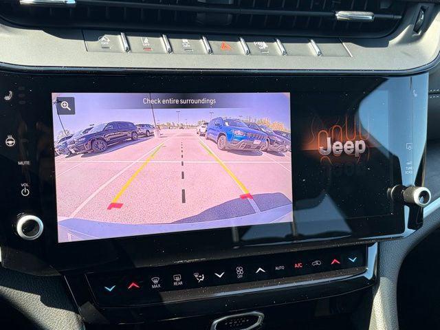 2026 Jeep Grand Cherokee L GRAND CHEROKEE L LAREDO ALTITUDE 4X4 2026 Jeep Grand Cherokee L GRAND CHEROKEE L LAREDO ALTITUDE 4X4