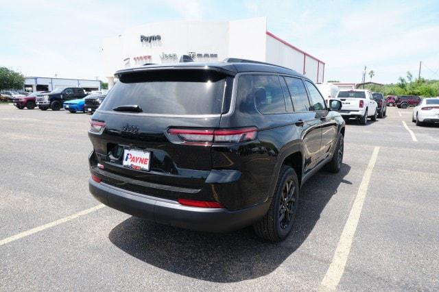 2026 Jeep Grand Cherokee Altitude 4x2