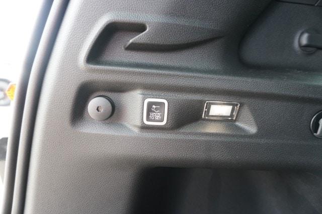 2026 Jeep Grand Cherokee Altitude 4x2