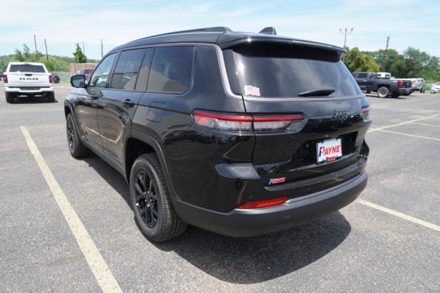 2026 Jeep Grand Cherokee Altitude 4x2
