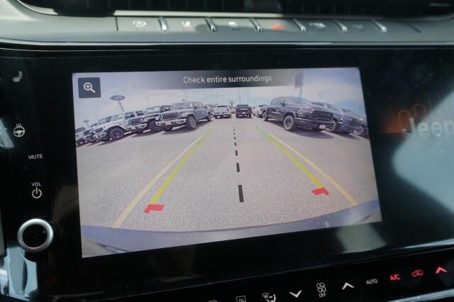 2026 Jeep Grand Cherokee Altitude 4x2