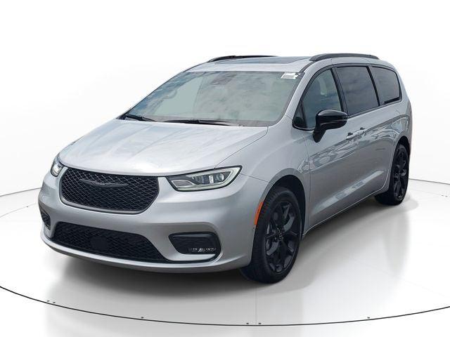 2026 Chrysler Pacifica Limited AWD