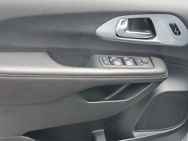 2026 Chrysler Pacifica Limited AWD
