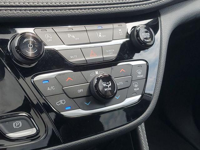 2026 Chrysler Pacifica Limited AWD