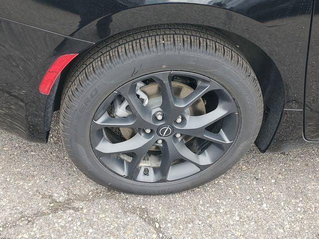 2026 Chrysler Pacifica Limited AWD