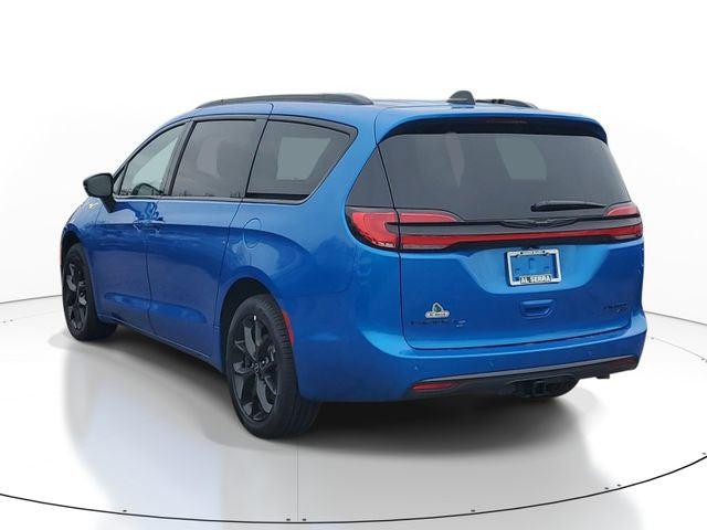 2026 Chrysler Pacifica Limited AWD