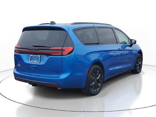 2026 Chrysler Pacifica Limited AWD