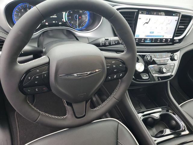 2026 Chrysler Pacifica Limited AWD