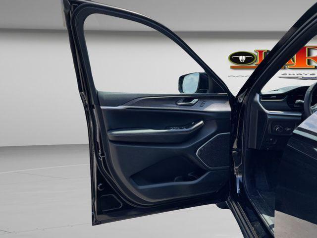 2026 Jeep Grand Cherokee Limited 4x2