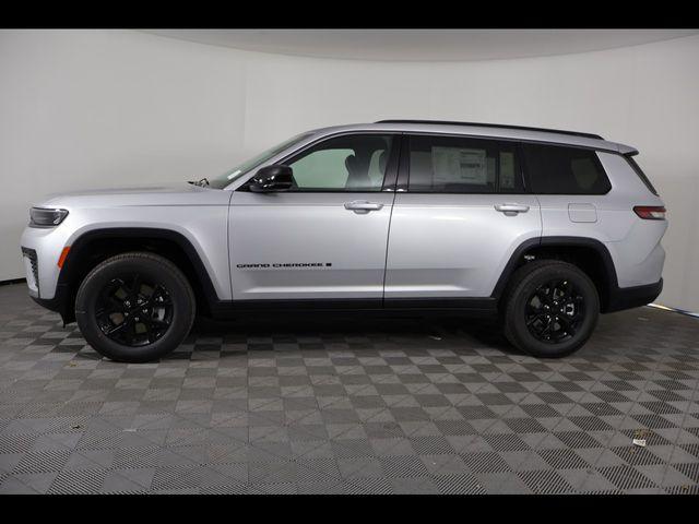 2026 Jeep Grand Cherokee GRAND CHEROKEE L LAREDO ALTITUDE 4X4