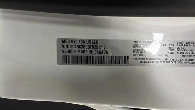 2026 Chrysler Pacifica Select AWD