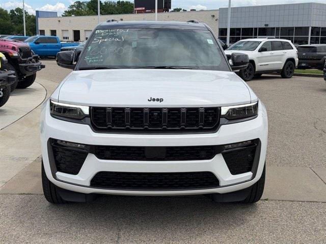 2026 Jeep Grand Cherokee Summit 4x4