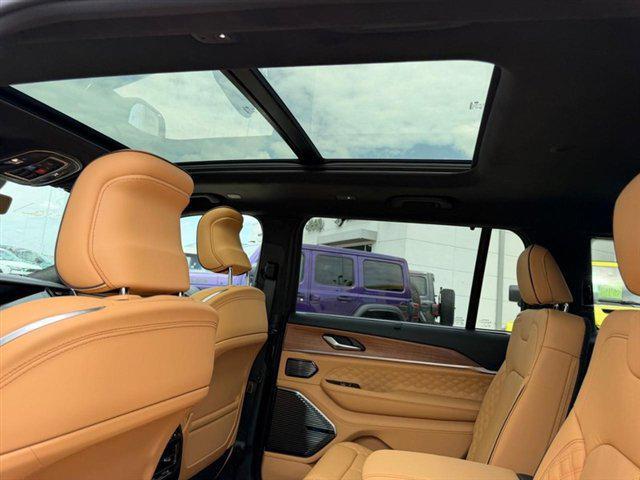 2026 Jeep Grand Cherokee Summit 4x4