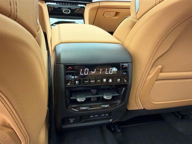 2026 Jeep Grand Cherokee Summit 4x4