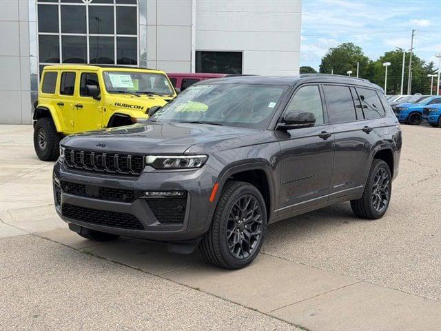 2026 Jeep Grand Cherokee Summit 4x4 for sale in Cape Girardeau, MO