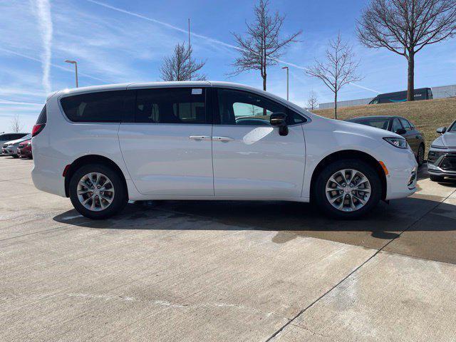 2026 Chrysler Pacifica Limited AWD