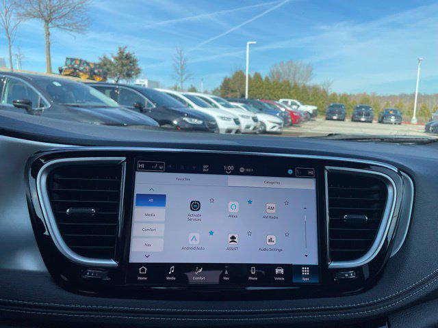 2026 Chrysler Pacifica Limited AWD