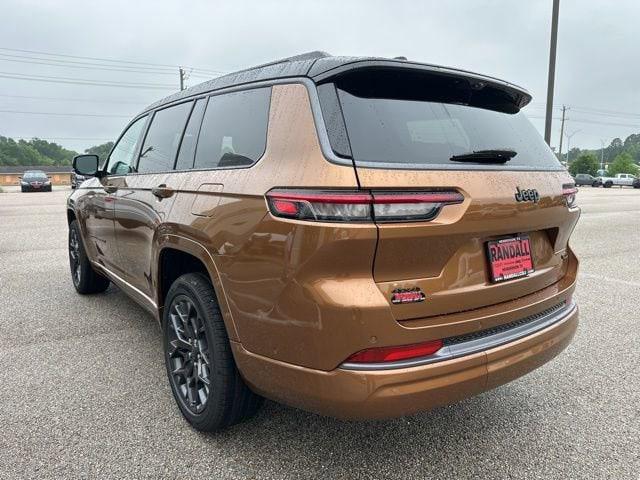 2026 Jeep Grand Cherokee Summit 4x4