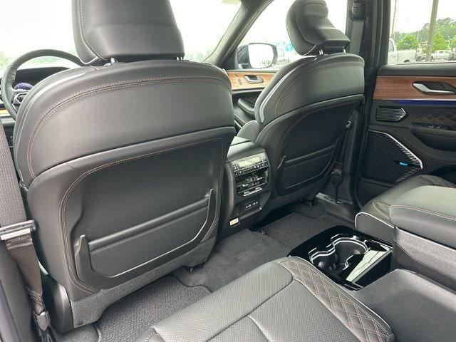 2026 Jeep Grand Cherokee Summit 4x4