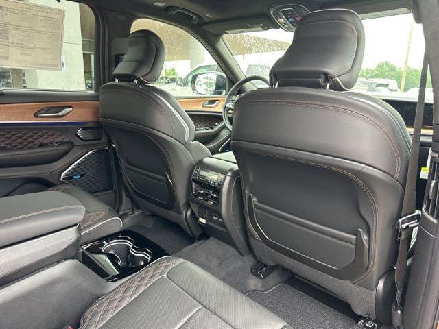 2026 Jeep Grand Cherokee Summit 4x4