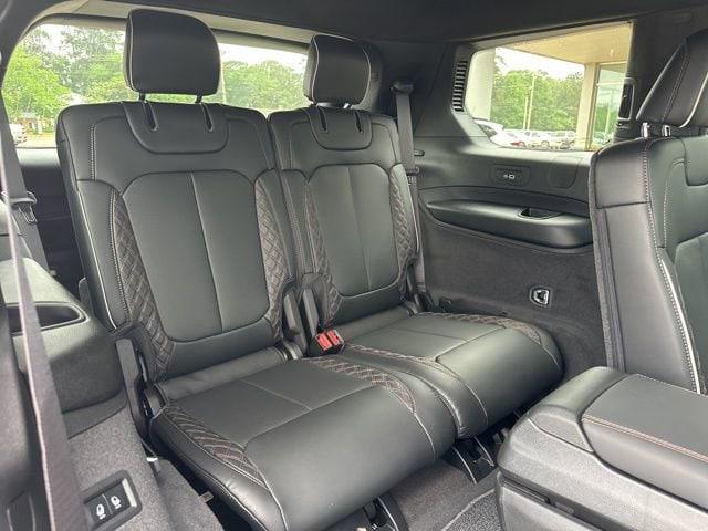 2026 Jeep Grand Cherokee Summit 4x4
