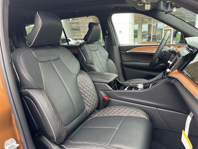 2026 Jeep Grand Cherokee Summit 4x4