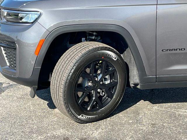 2026 Jeep Grand Cherokee GRAND CHEROKEE L LAREDO ALTITUDE 4X4