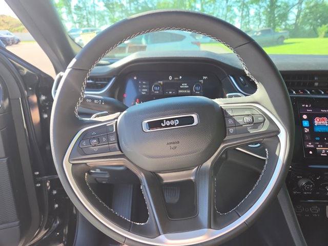2026 Jeep Grand Cherokee GRAND CHEROKEE LAREDO X 4X4