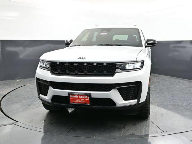 2026 Jeep Grand Cherokee L GRAND CHEROKEE L LAREDO ALTITUDE 4X4