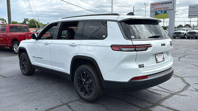 2026 Jeep Grand Cherokee Altitude 4x4