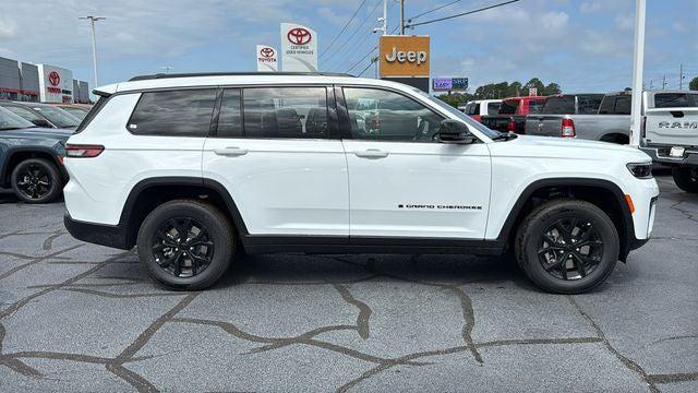 2026 Jeep Grand Cherokee Altitude 4x4