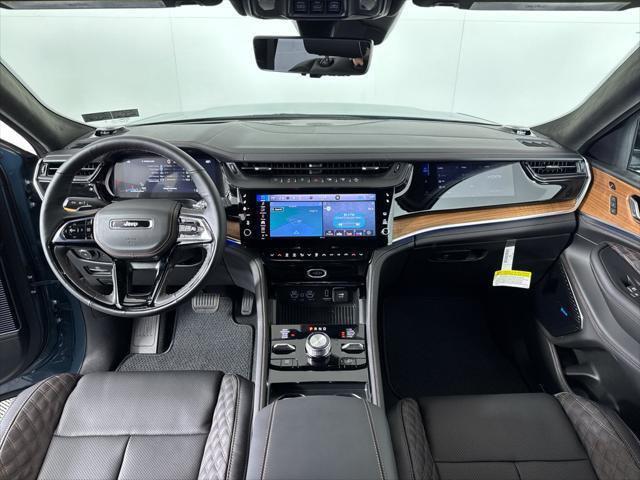 2026 Jeep Grand Cherokee GRAND CHEROKEE L SUMMIT 4X4