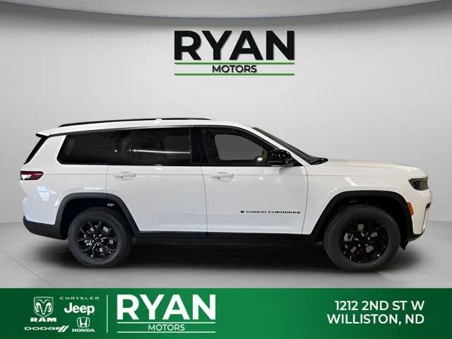 2026 Jeep Grand Cherokee Altitude 4x4