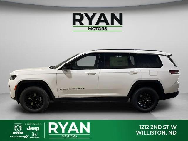 2026 Jeep Grand Cherokee Altitude 4x4
