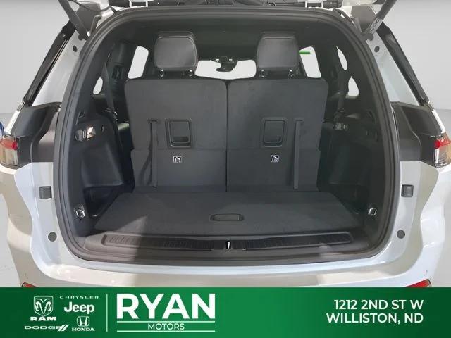 2026 Jeep Grand Cherokee Altitude 4x4