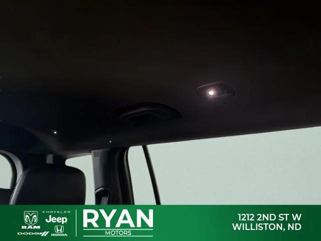 2026 Jeep Grand Cherokee Altitude 4x4