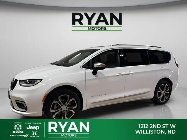 2026 Chrysler Pacifica Pinnacle AWD