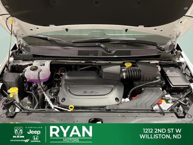 2026 Chrysler Pacifica Pinnacle AWD