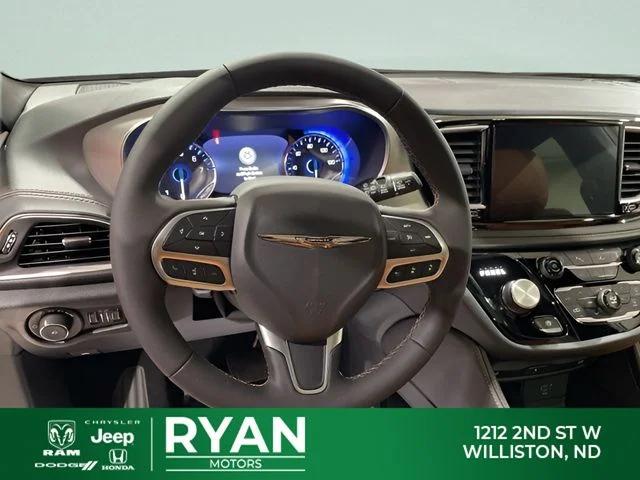 2026 Chrysler Pacifica Pinnacle AWD