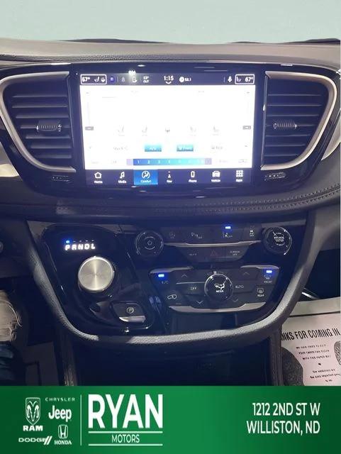 2026 Chrysler Pacifica Pinnacle AWD